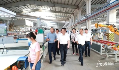 江西省統(tǒng)計局 政務(wù)要聞 易煉紅在豐城調(diào)研時強(qiáng)調(diào)以縣域之拼搏助力全省出彩 以縣域之突破支撐全省發(fā)展