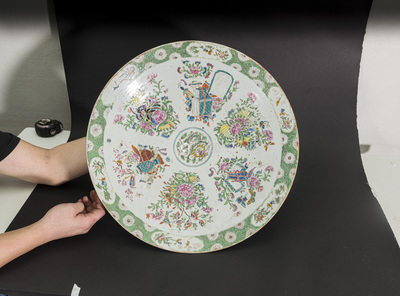 清咸豐 廣彩暗八仙紋大盤 瓷器