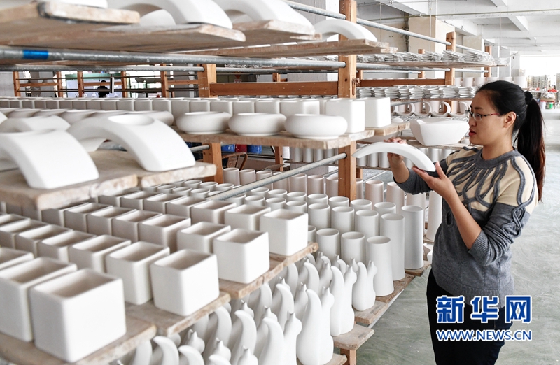福建德化:加快陶瓷產(chǎn)業(yè)轉(zhuǎn)型升級