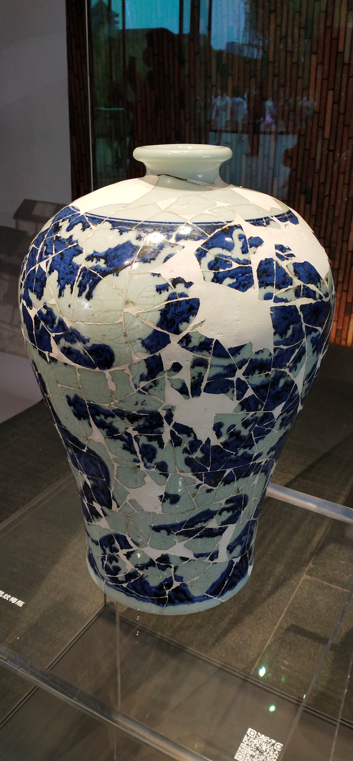 景德鎮(zhèn)御窯博物館在"5.18"國(guó)際博物館日開館 當(dāng)日展出了御窯廠出土的8