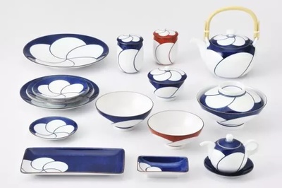 想買中式瓷器,求推薦靠譜的店家,杯碗盤碟為主,謝謝大家,有圖有鏈接更好!日式的話,玻璃制品就OK?