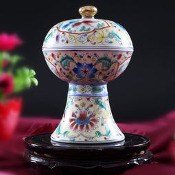 景德鎮(zhèn)油彩陶瓷藝術(shù)館創(chuàng)始人常炳華獲獎作品2016春季拍賣會作品 手繪原創(chuàng)瓷瓶系列鑒賞