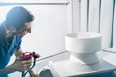 百年制瓷經(jīng)驗(yàn)引領(lǐng)行業(yè)創(chuàng)新