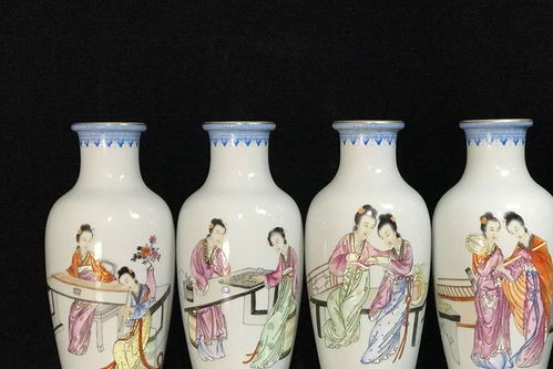 中國陶瓷藝術(shù)令人著迷,創(chuàng)作講究意境注重古雅,色彩賞心悅目